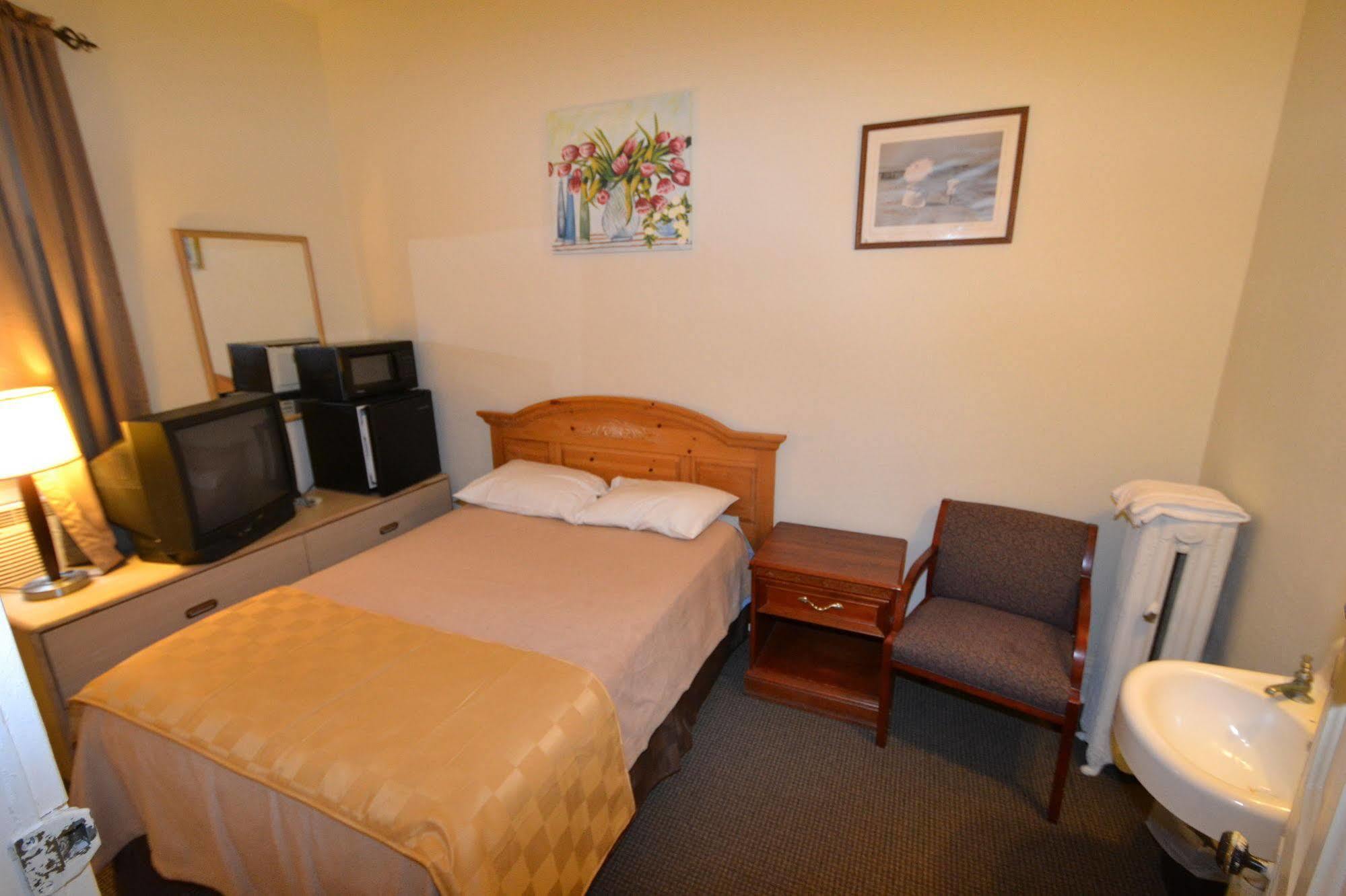 Perfect Stay Inn & Suites Blair ภายนอก รูปภาพ