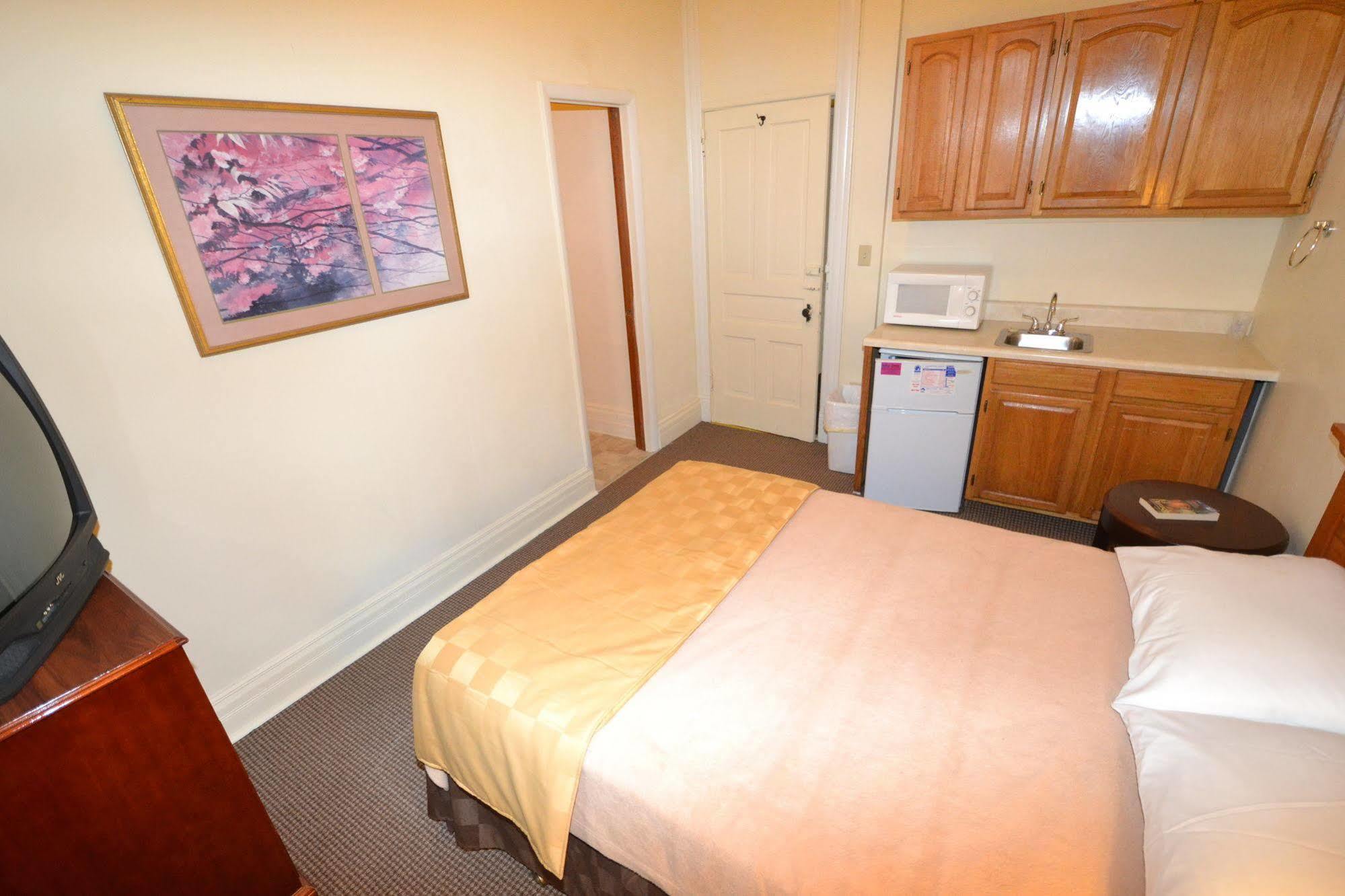 Perfect Stay Inn & Suites Blair ภายนอก รูปภาพ